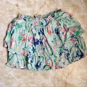 Sonoma stretchy floral skirt with shorts, size 5